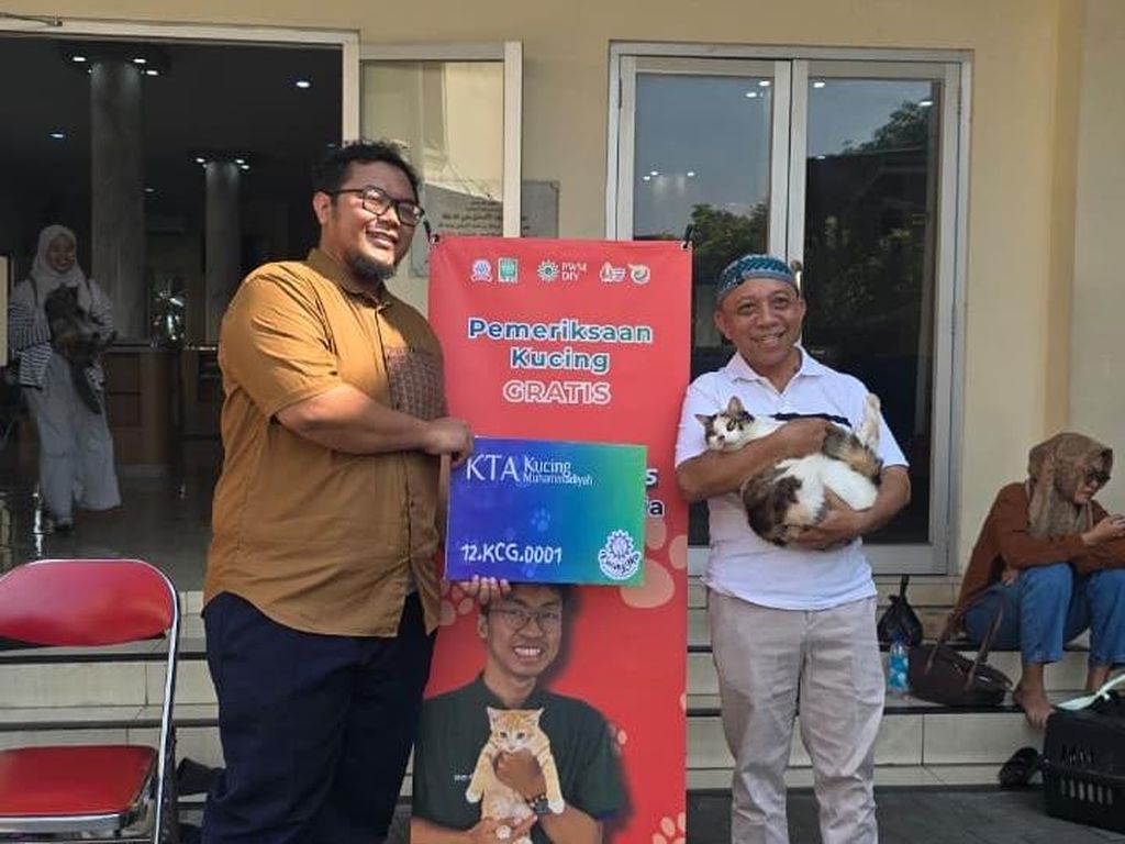 Messi Asal Jogja Jadi Kucing Perdana Punya Kartu Tanda Anggota Muhammadiyah